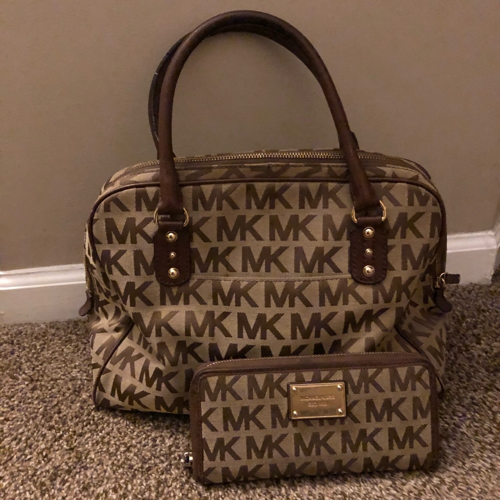MK purse and wallet bundle